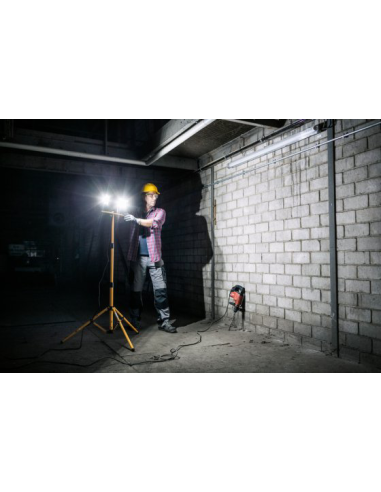 Deux projecteur LED JARO 3900 lm avec trépied -...